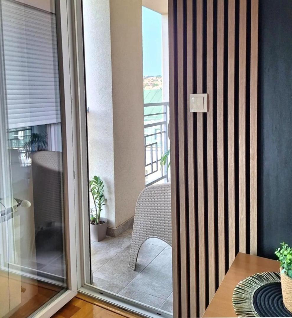Stan Na Dan Aurora Apartment Pozarevac Ngoại thất bức ảnh