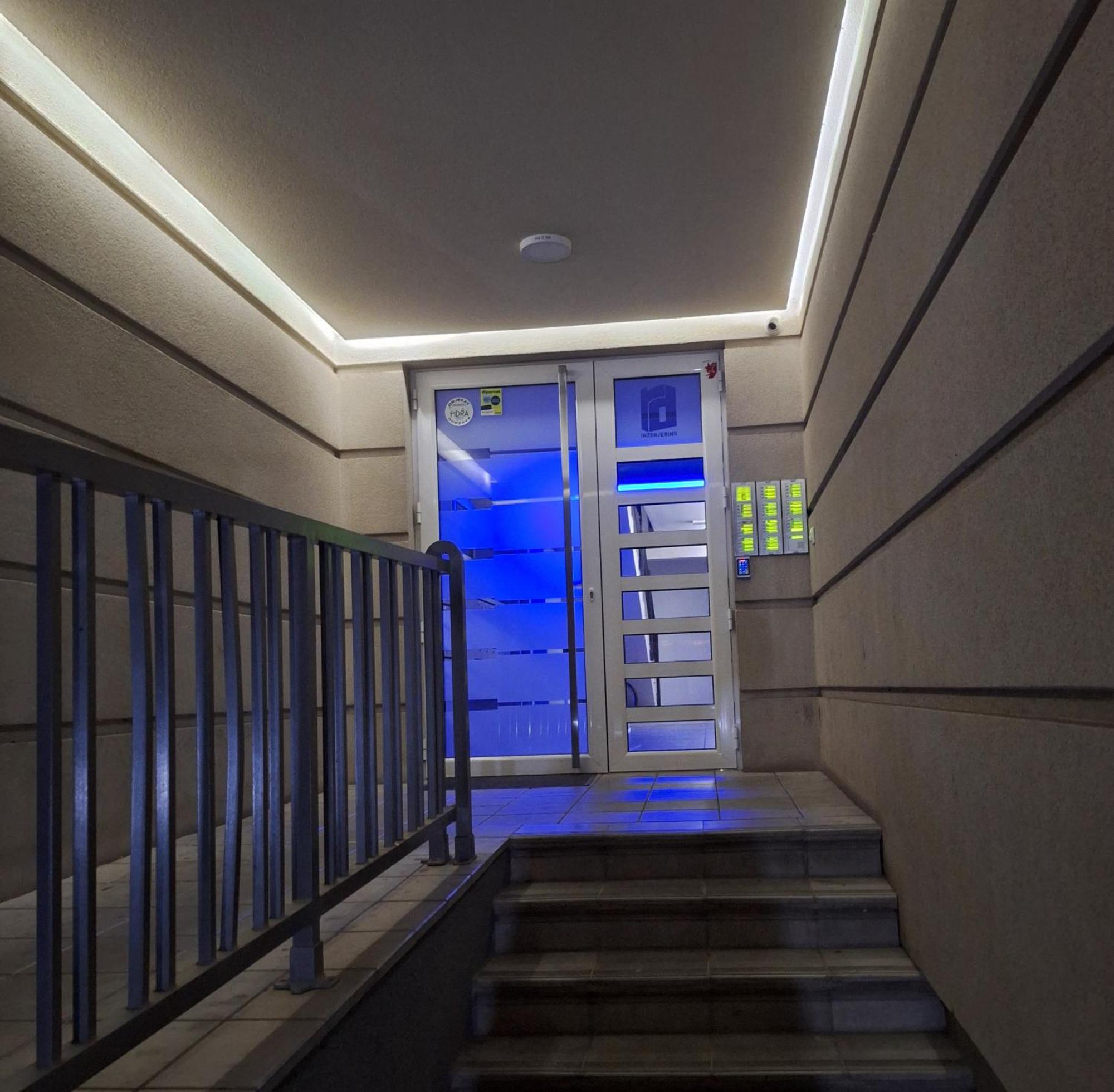 Stan Na Dan Aurora Apartment Pozarevac Ngoại thất bức ảnh