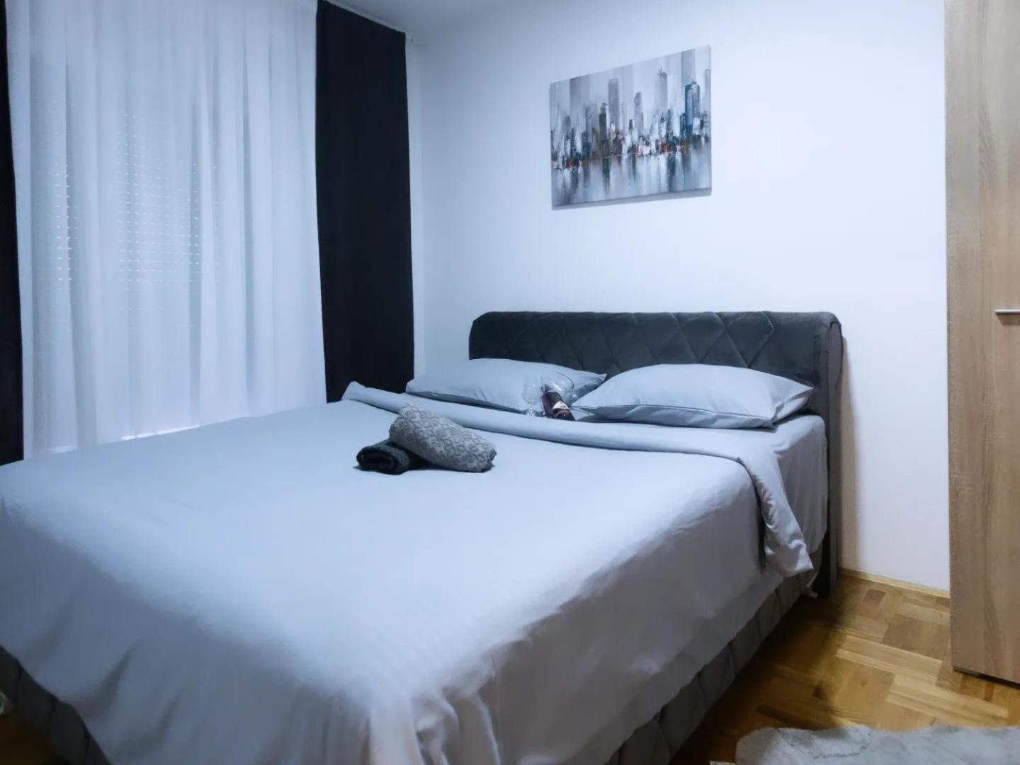 Stan Na Dan Aurora Apartment Pozarevac Ngoại thất bức ảnh